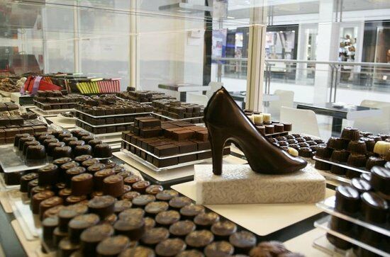 Adore Chocolat shop